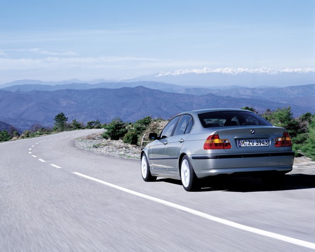 Bmw 3 Series Sedan photo 22