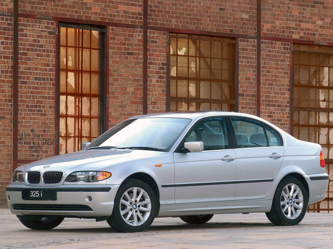Bmw 3 Series Sedan photo 23
