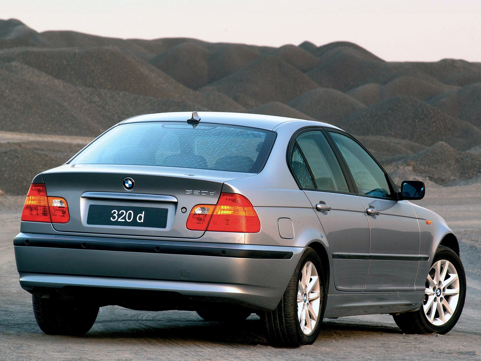 Bmw 3 Series Sedan photo 31