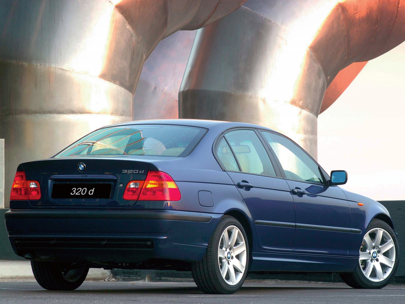 Bmw 3 Series Sedan photo 32