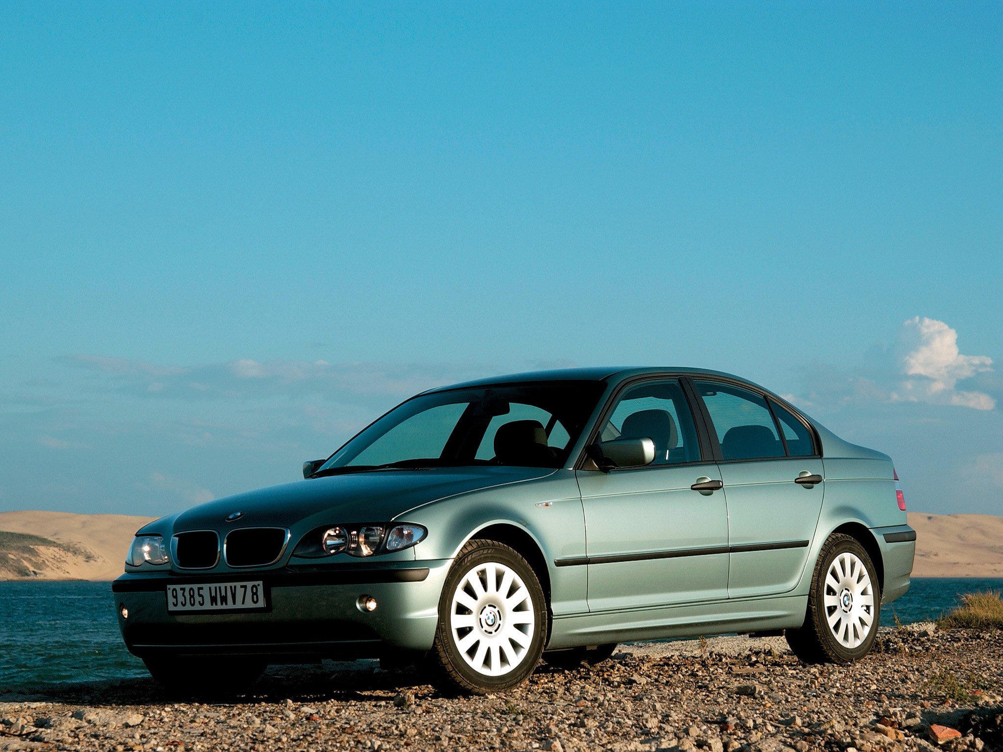 Bmw 3 Series Sedan photo 36