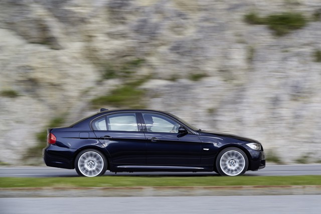 Bmw 3 Series Sedan foto 90