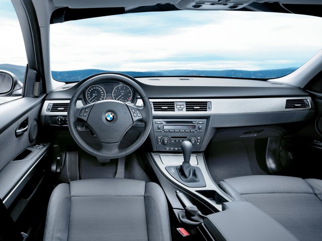 Bmw 3 Series Sedan foto 102