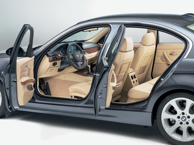 Bmw 3 Series Sedan foto 104