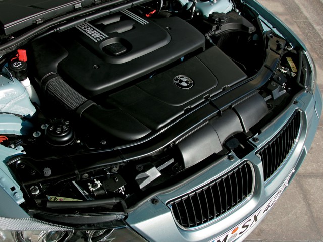 Bmw 3 Series Sedan foto 106