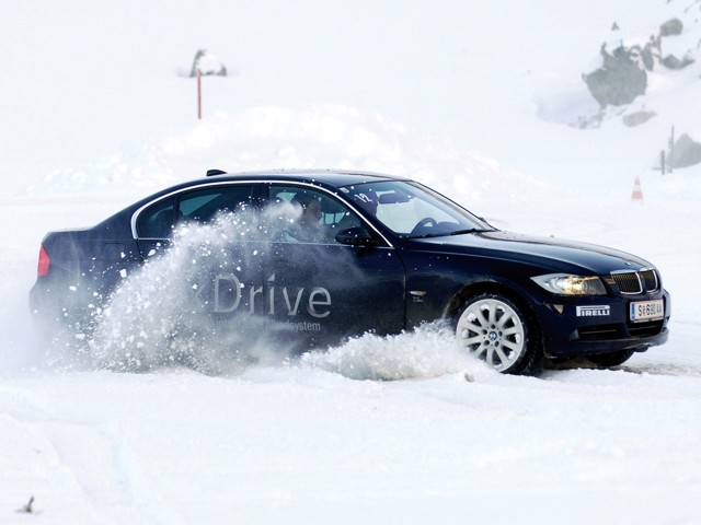 Bmw 3 Series Sedan foto 18