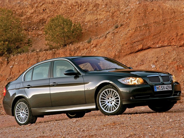 Bmw 3 Series Sedan foto 25