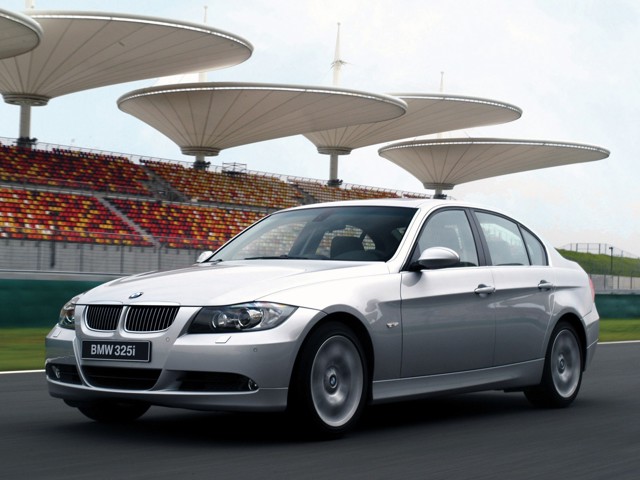 Bmw 3 Series Sedan foto 28