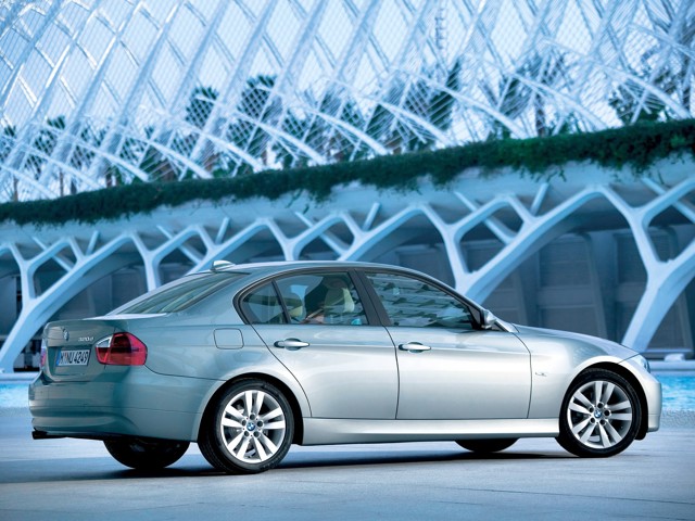 Bmw 3 Series Sedan foto 40