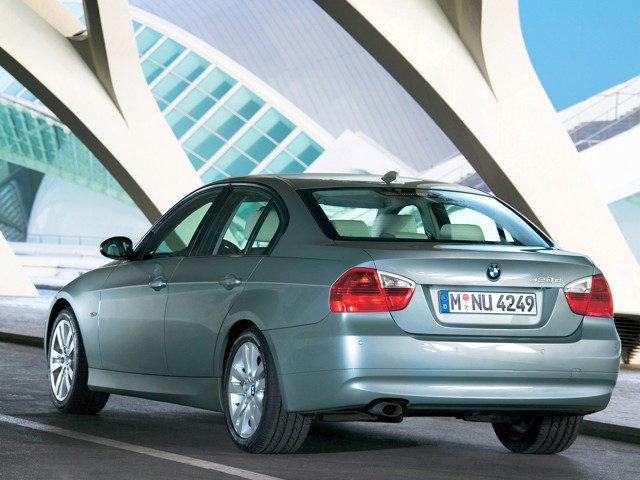 Bmw 3 Series Sedan foto 45
