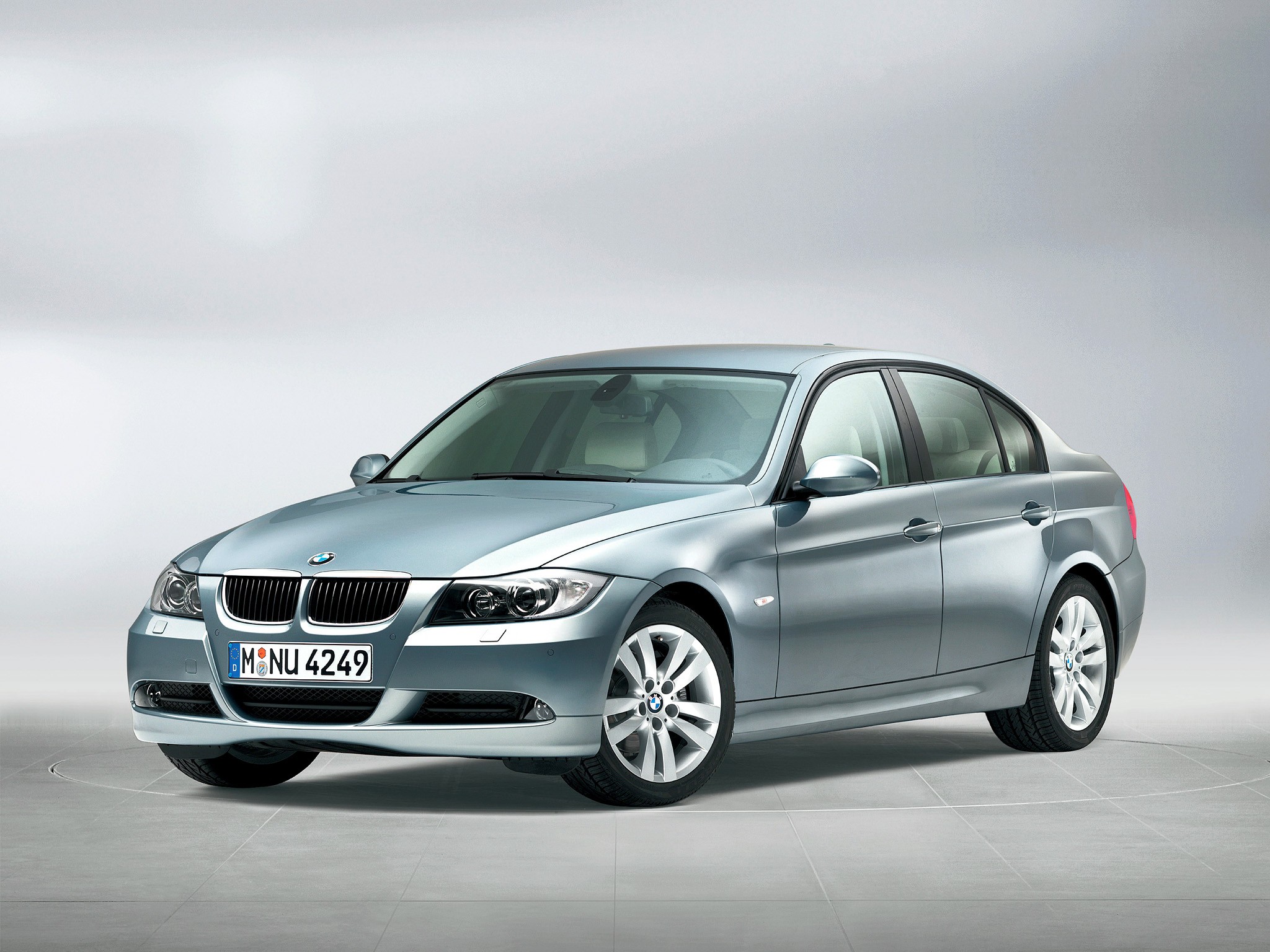 Bmw 3 Series Sedan photo 48