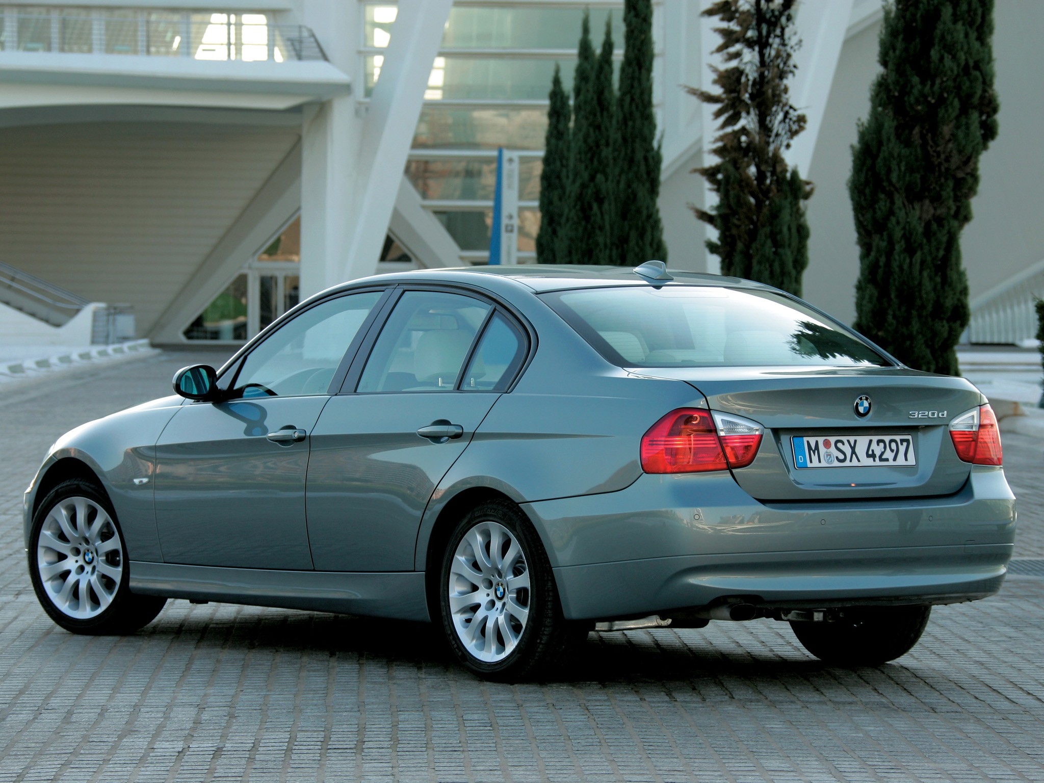 Bmw 3 Series Sedan photo 52