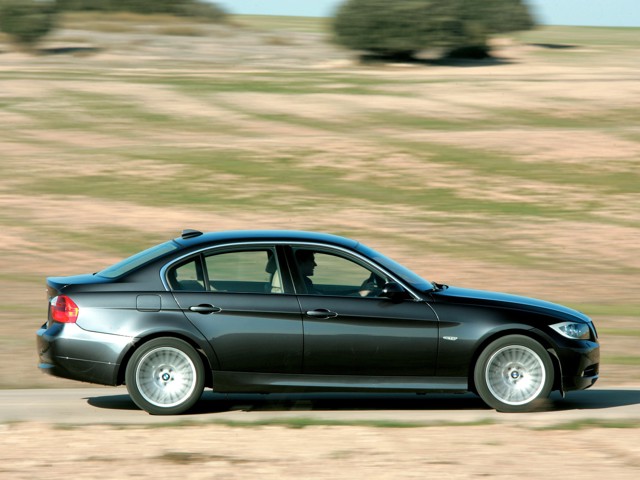 Bmw 3 Series Sedan foto 59
