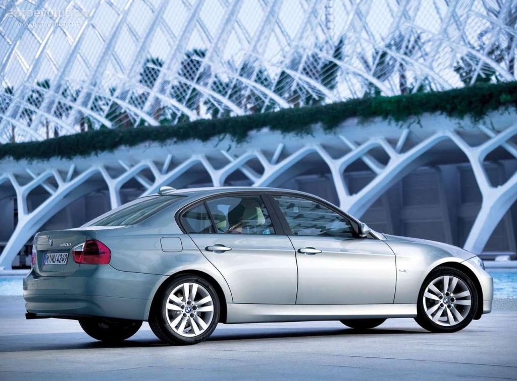 Bmw 3 Series Sedan photo 7