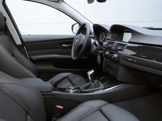 Bmw 3 Series Sedan photo 117