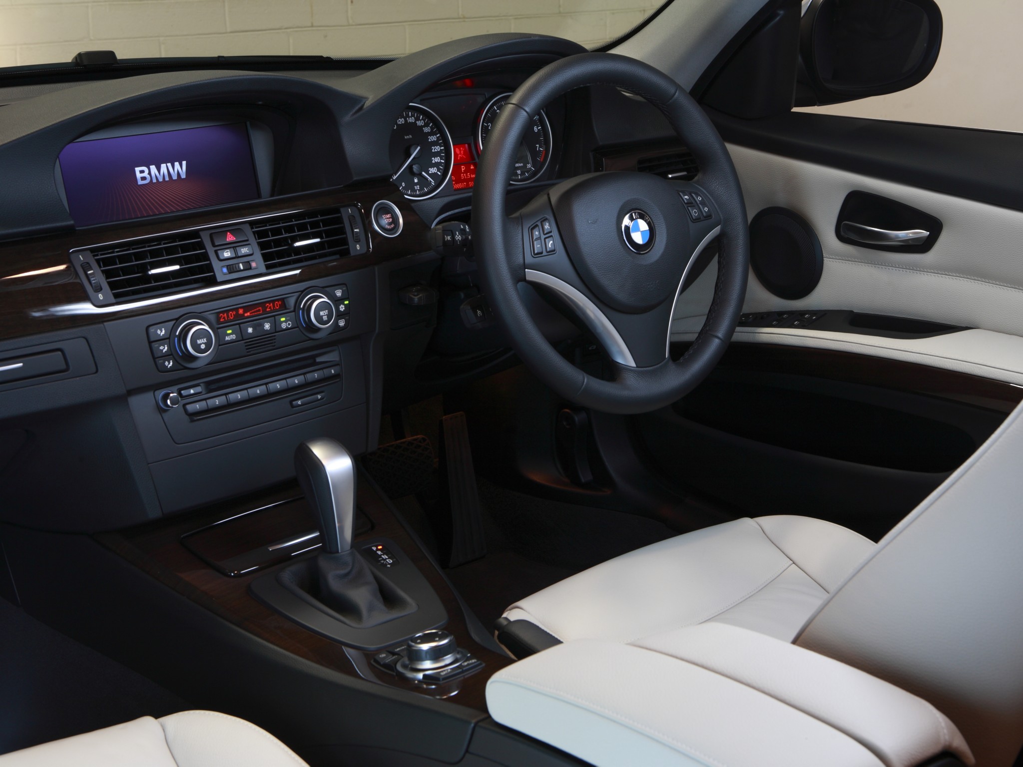 Bmw 3 Series Sedan photo 124