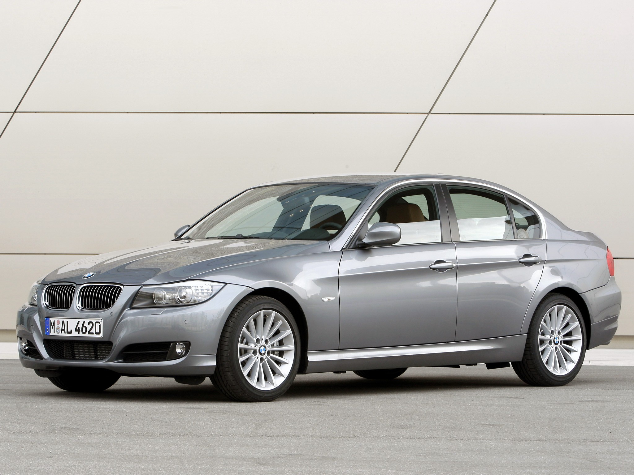 Bmw 3 Series Sedan photo 25