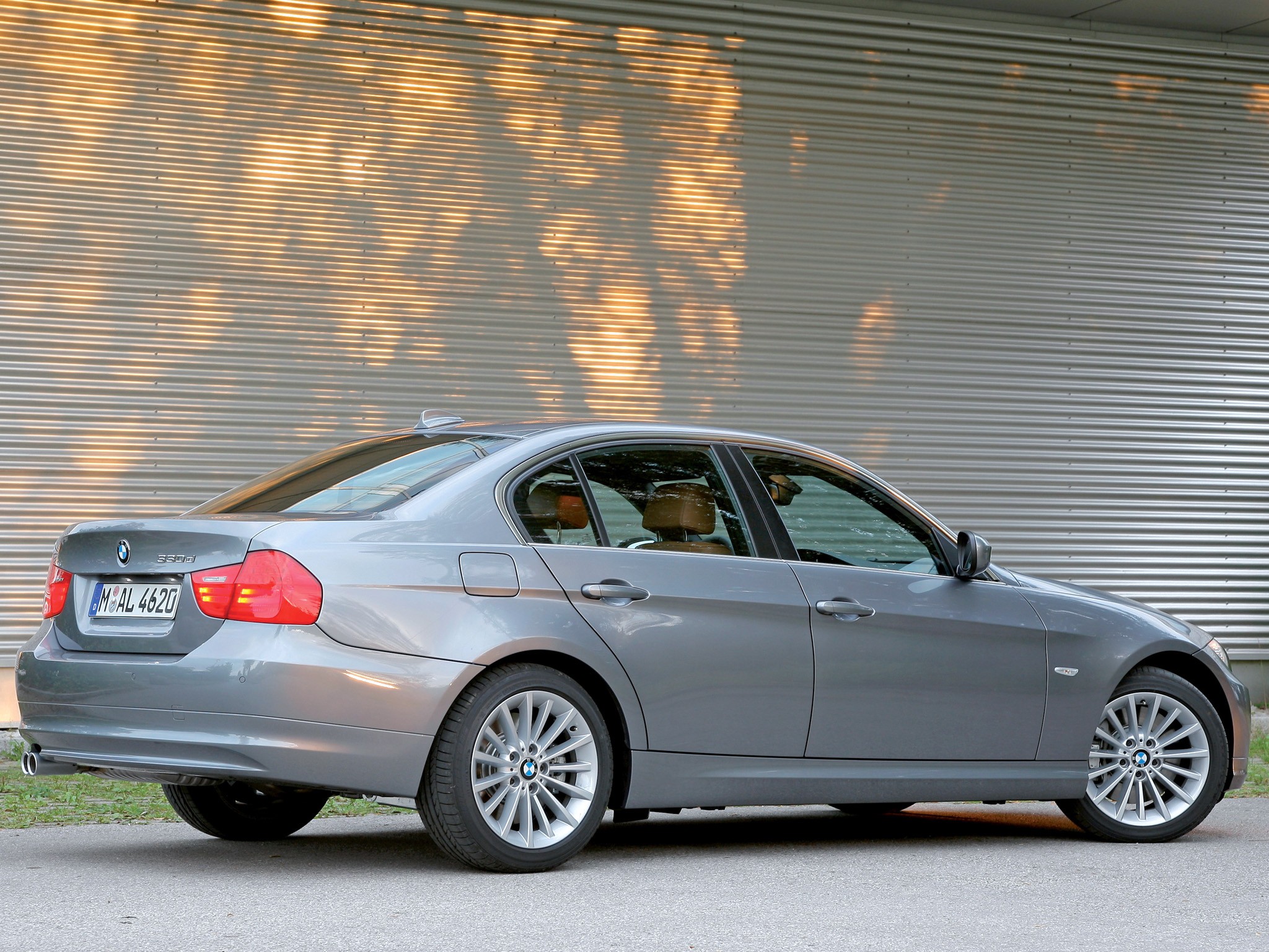 Bmw 3 Series Sedan photo 33