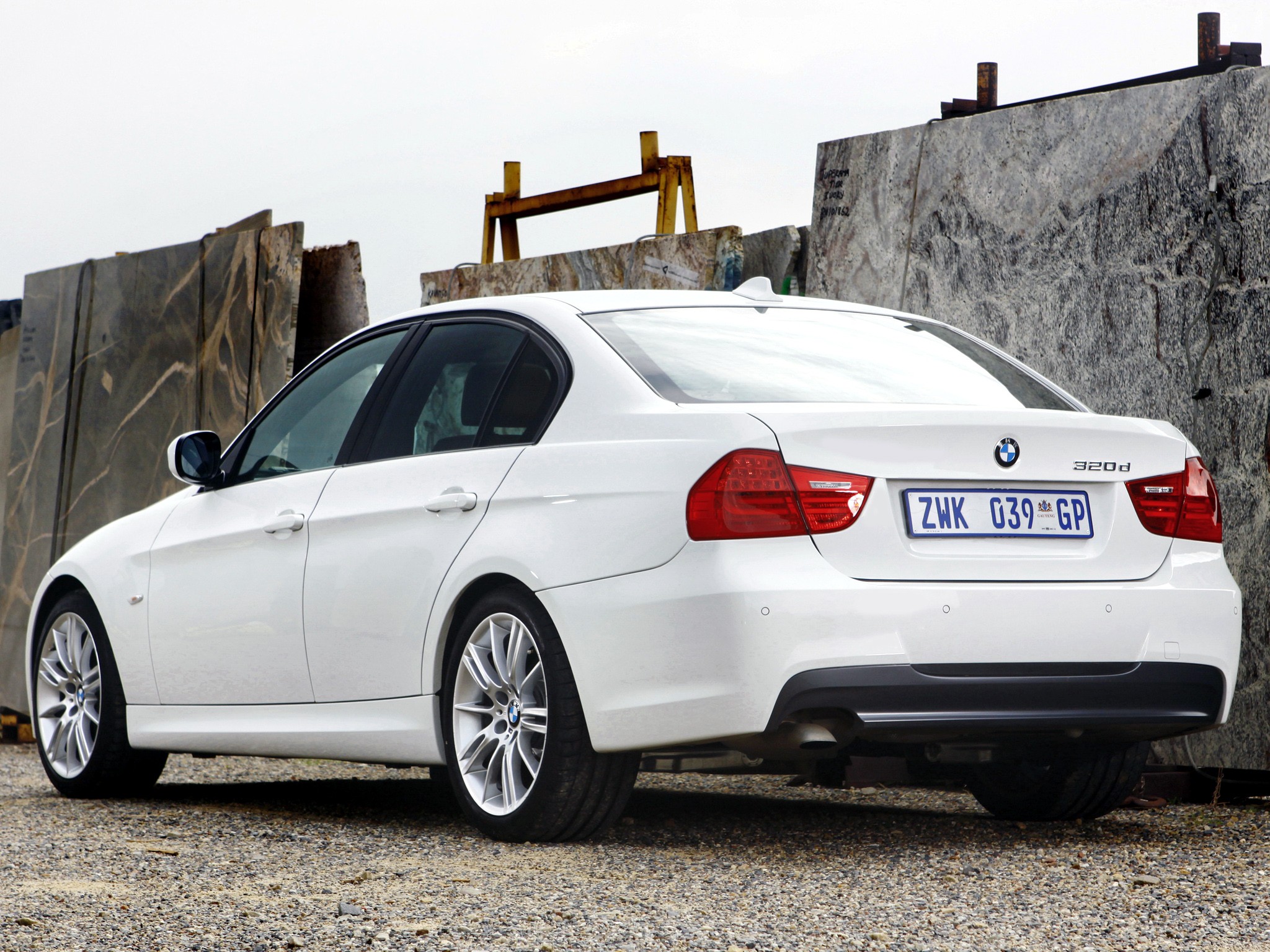 Bmw 3 Series Sedan photo 60