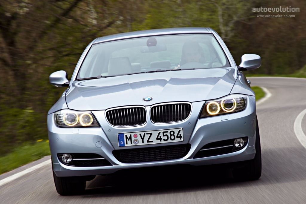 Bmw 3 Series Sedan photo 10
