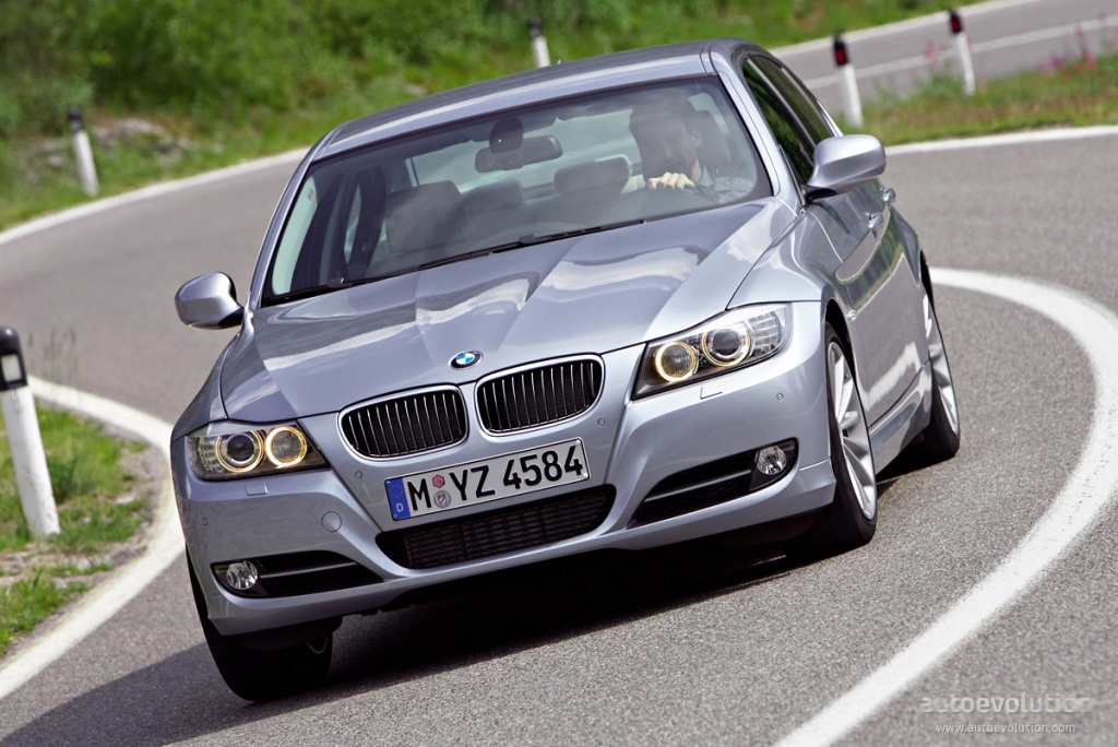 Bmw 3 Series Sedan photo 15