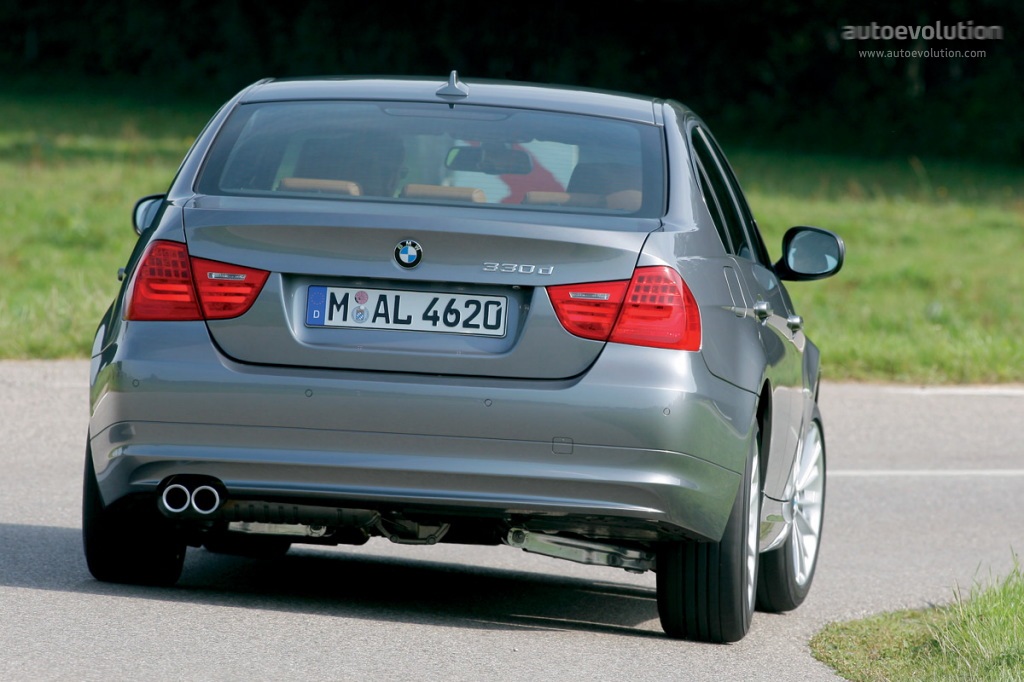 Bmw 3 Series Sedan photo 18