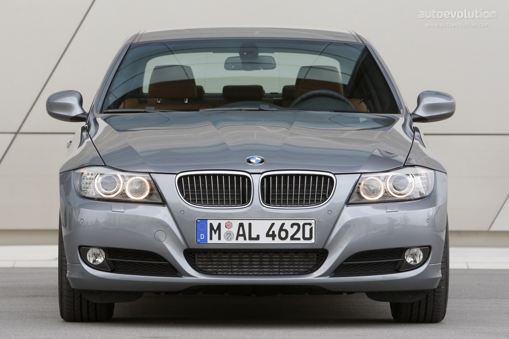 Bmw 3 Series Sedan photo 20