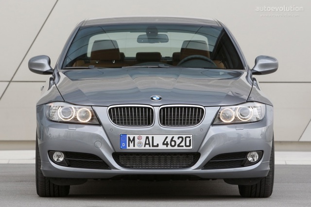 Bmw 3 Series Sedan photo 20