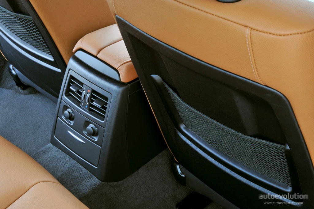 Bmw 3 Series Sedan photo 101