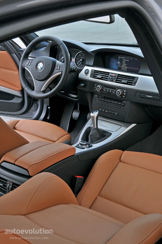 Bmw 3 Series Sedan photo 105