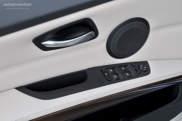 Bmw 3 Series Sedan photo 107
