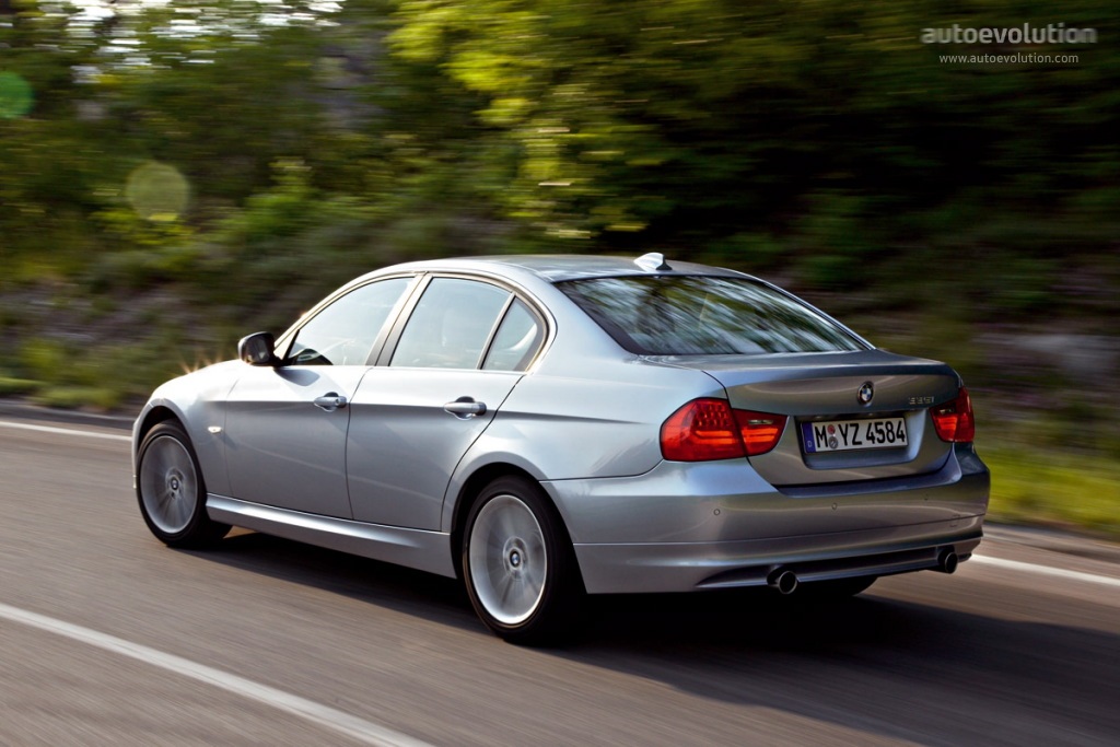 Bmw 3 Series Sedan photo 9