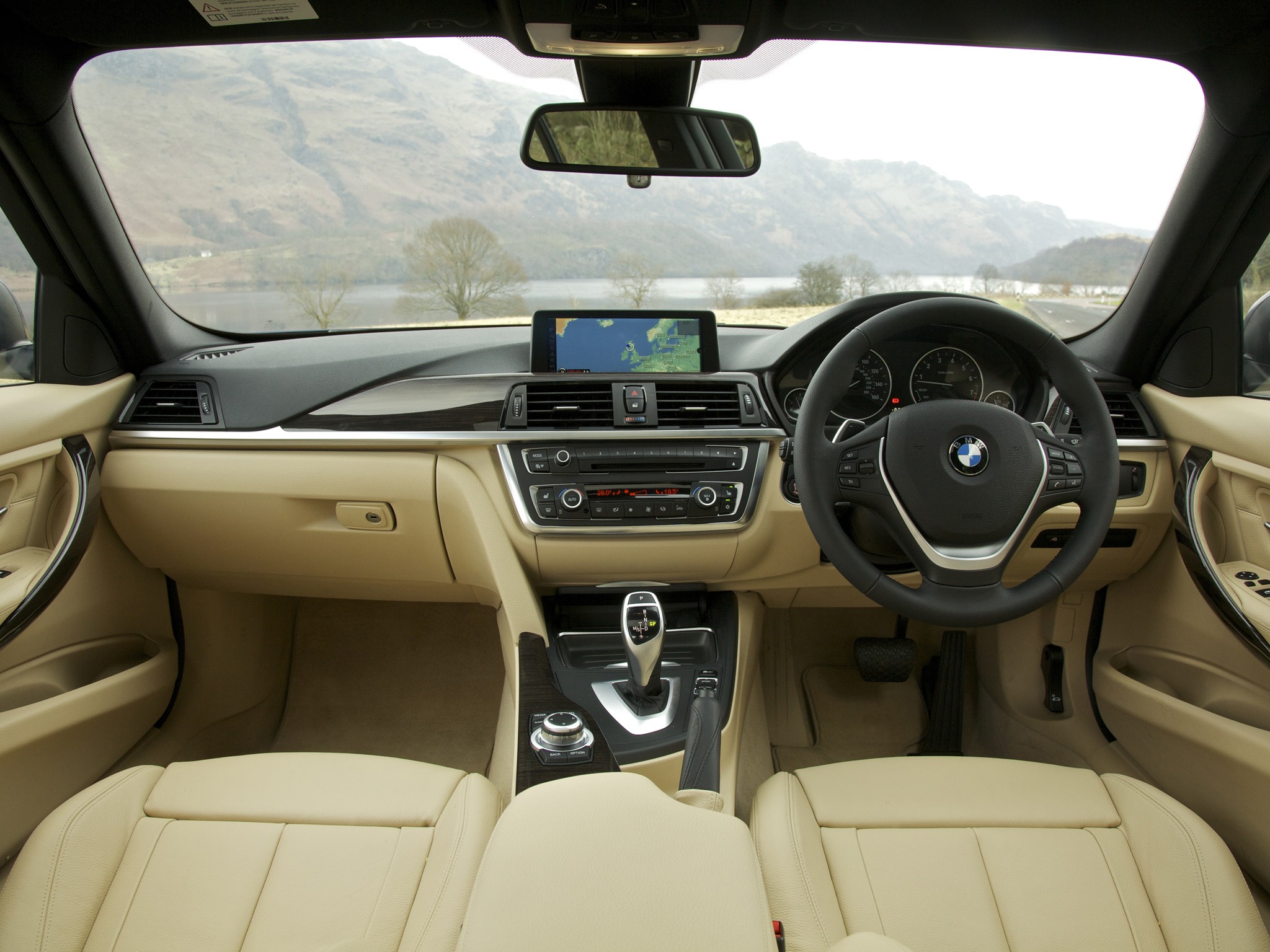 Bmw 3 Series Sedan photo 82