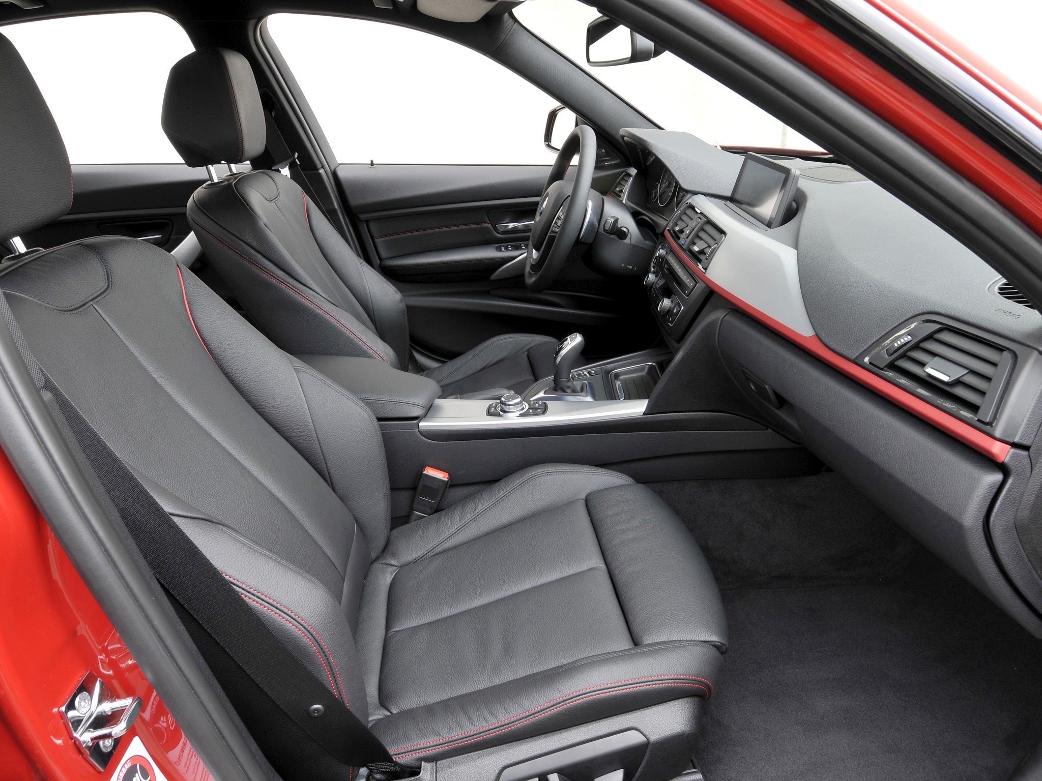 Bmw 3 Series Sedan photo 86