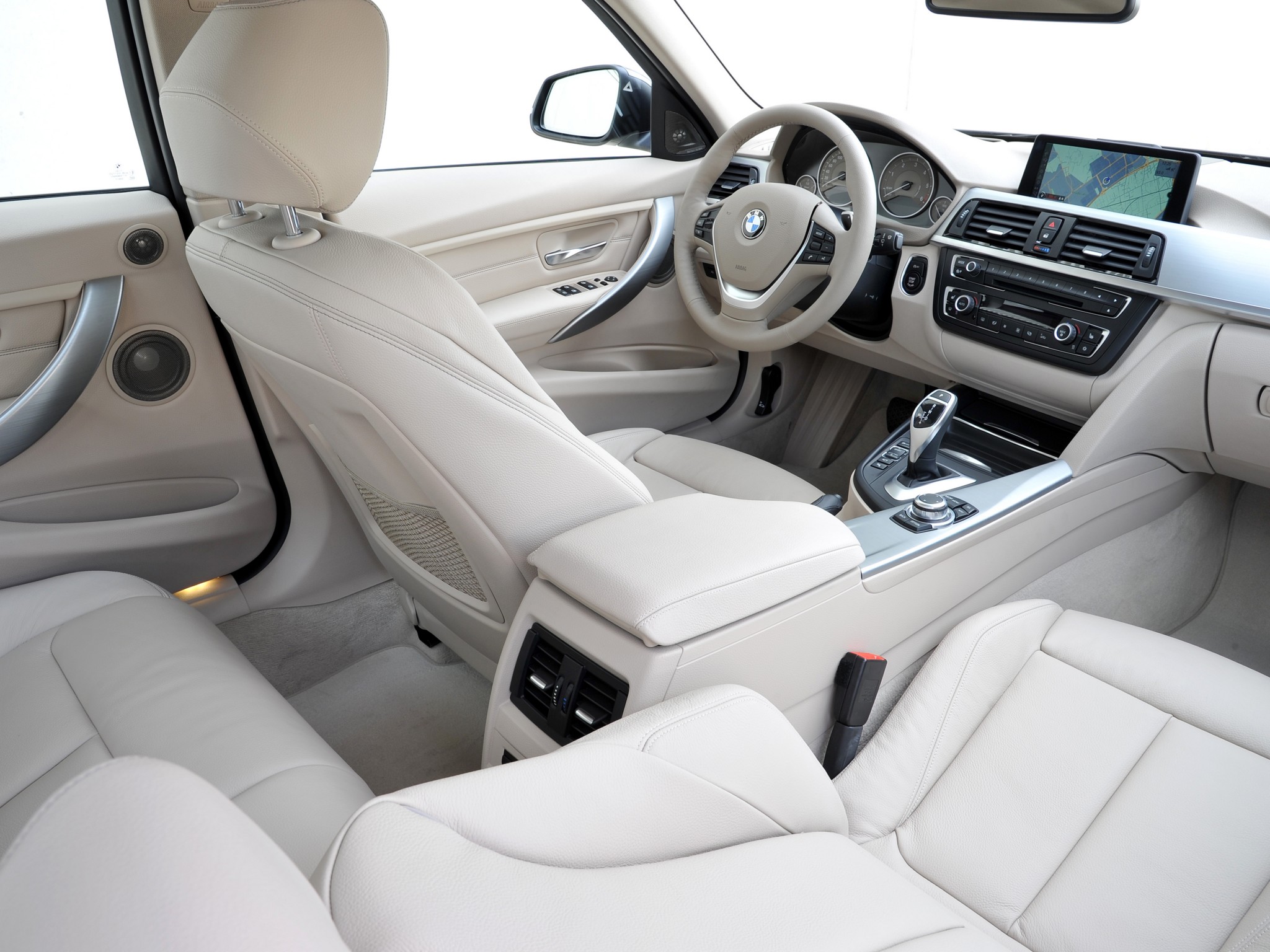 Bmw 3 Series Sedan photo 91