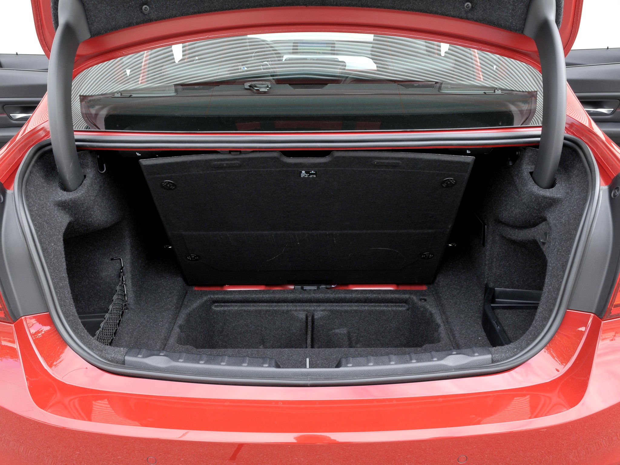 Bmw 3 Series Sedan photo 92