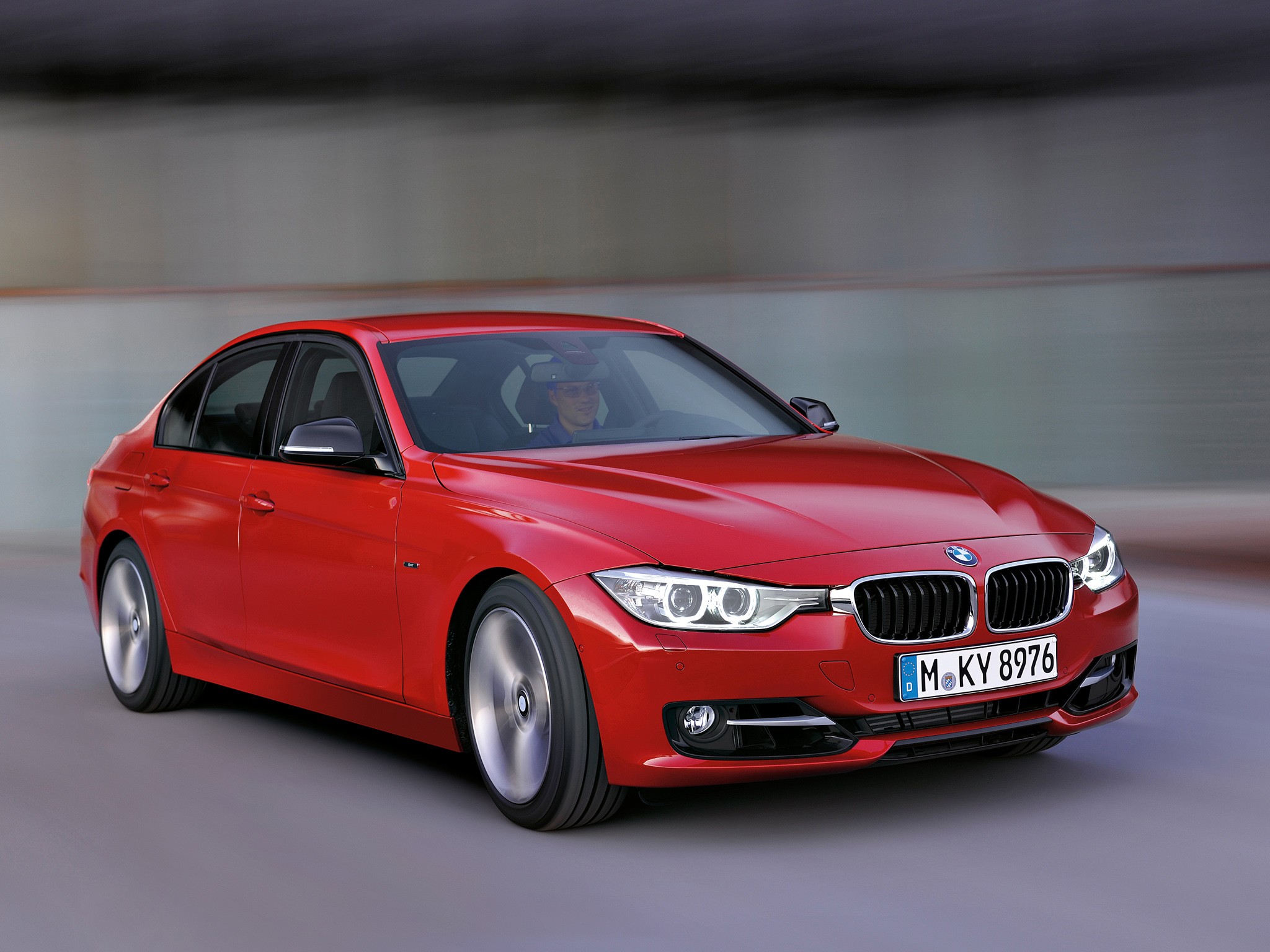 Bmw 3 Series Sedan photo 23
