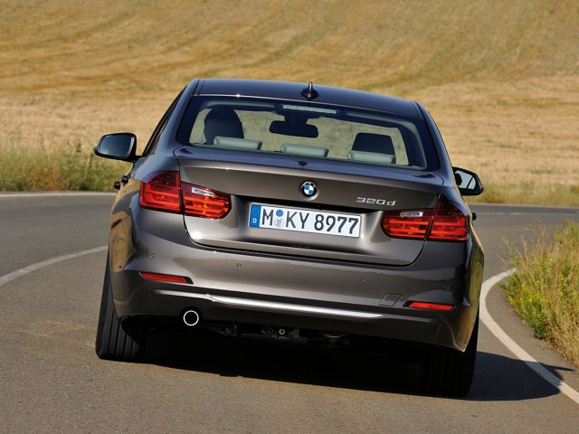 Bmw 3 Series Sedan photo 34