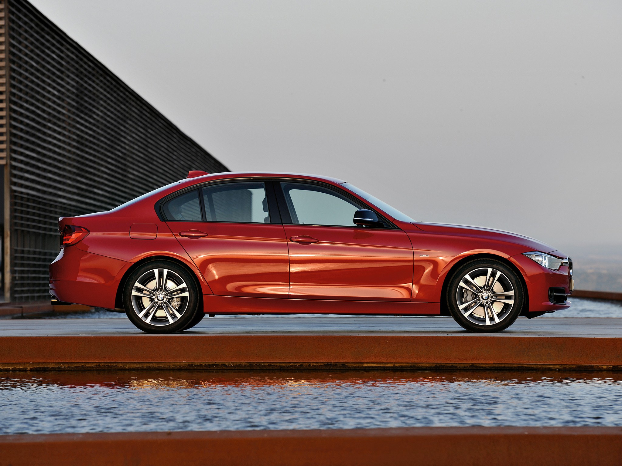 Bmw 3 Series Sedan photo 40