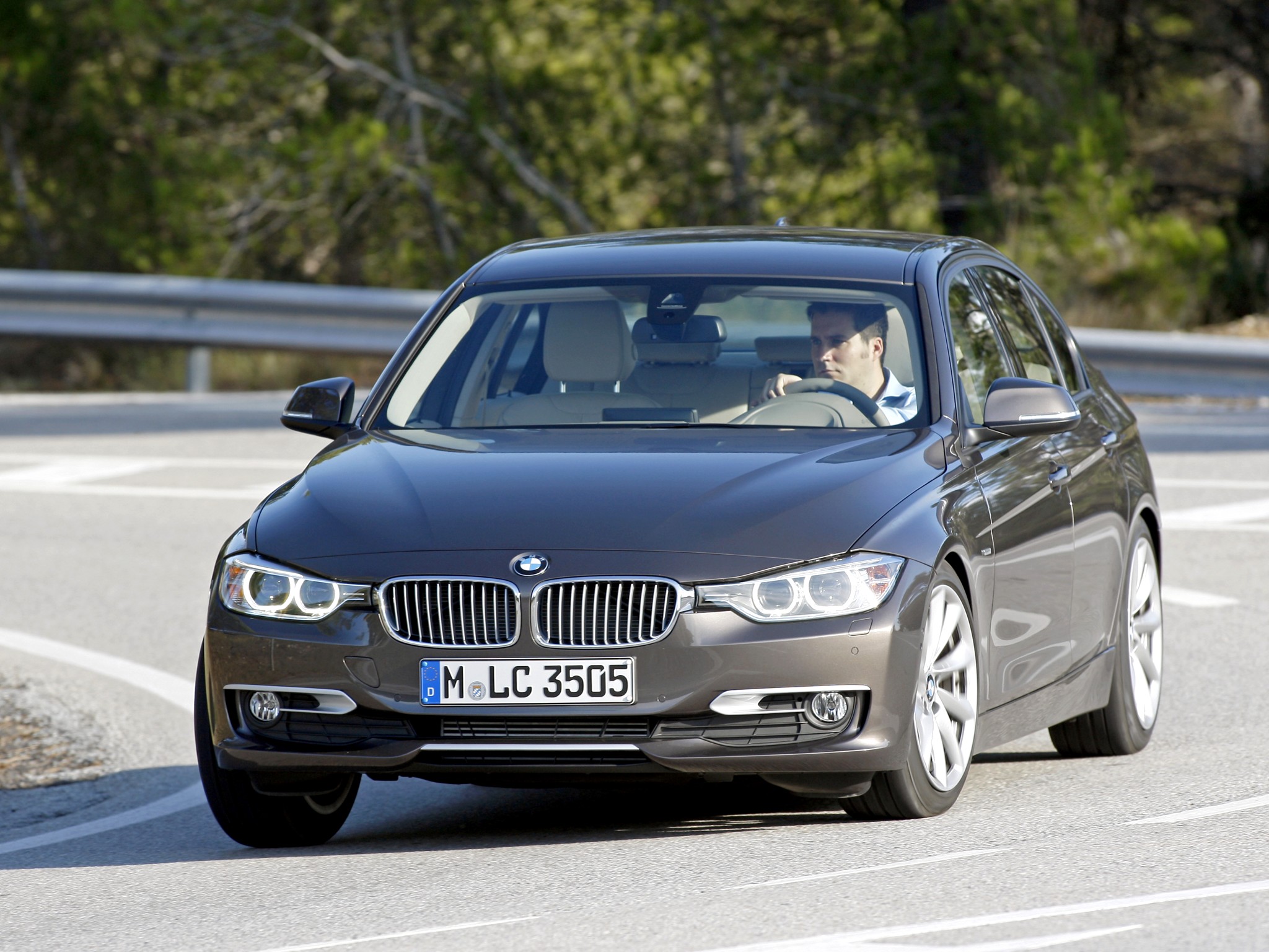 Bmw 3 Series Sedan photo 55