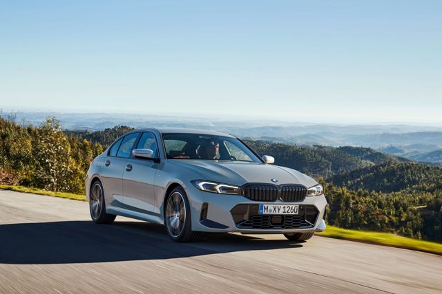 Bmw 3 Series Sedan photo 3
