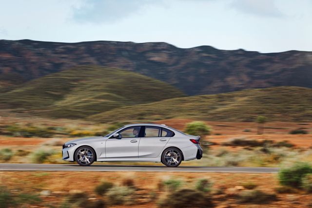 Bmw 3 Series Sedan photo 11