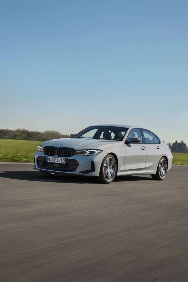 Bmw 3 Series Sedan photo 18