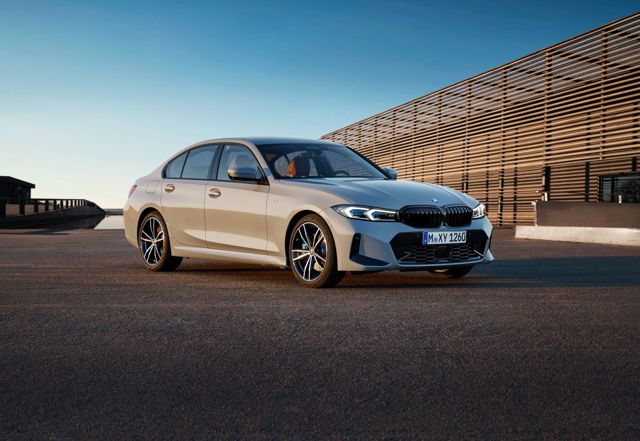 Bmw 3 Series Sedan photo 20