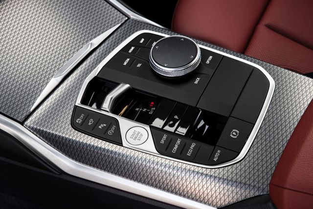 Bmw 3 Series Sedan photo 41