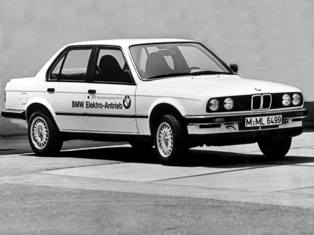 Bmw 3 Series Sedan photo 8