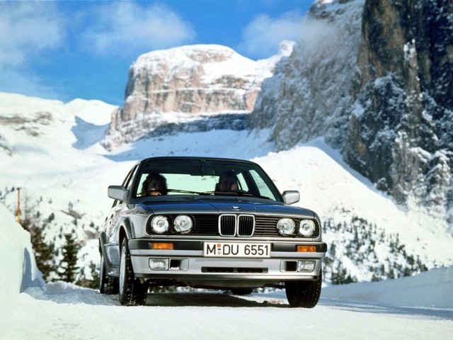 Bmw 3 Series Sedan photo 14
