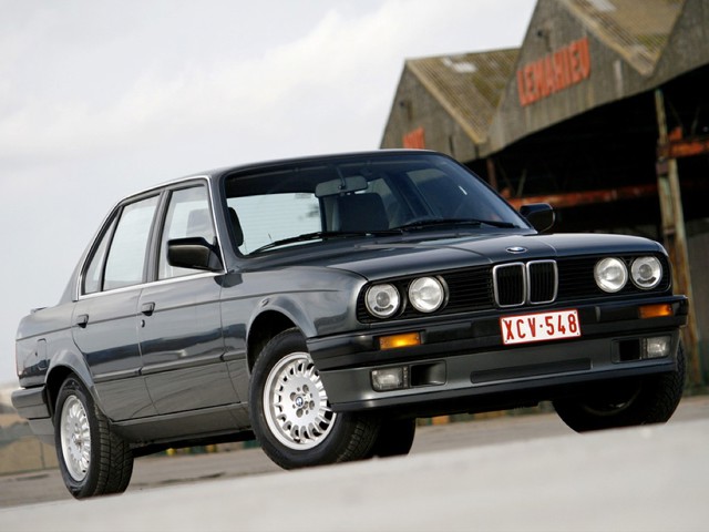 Bmw 3 Series Sedan photo 18