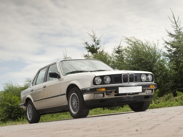 Bmw 3 Series Sedan photo 29