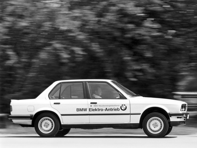 Bmw 3 Series Sedan photo 32